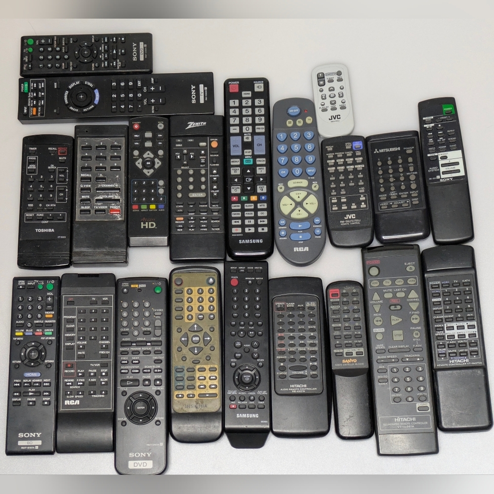 Assorted Remote Control Lot Various Brand, Sony, Hitachi, Mitsubishi, Zenith